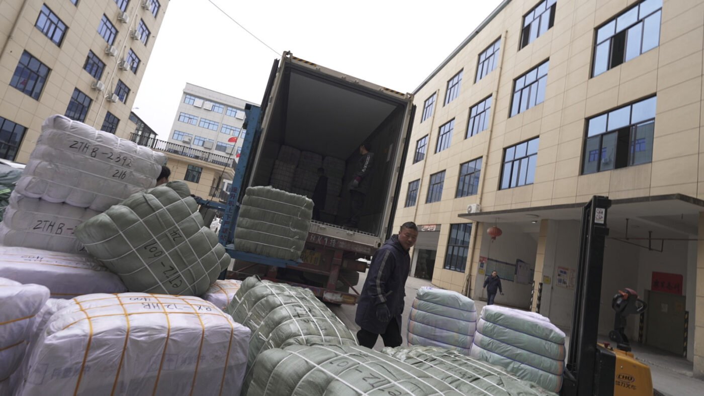 TENSUNG factory loading export goods for South America